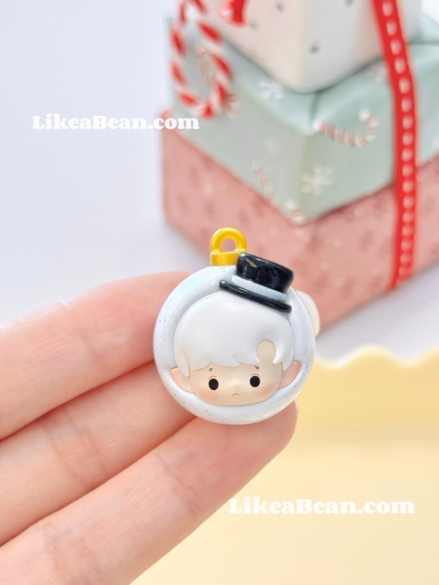 Pop Bean Christmas Ornament Ball Series - Hacipupu Snowball White