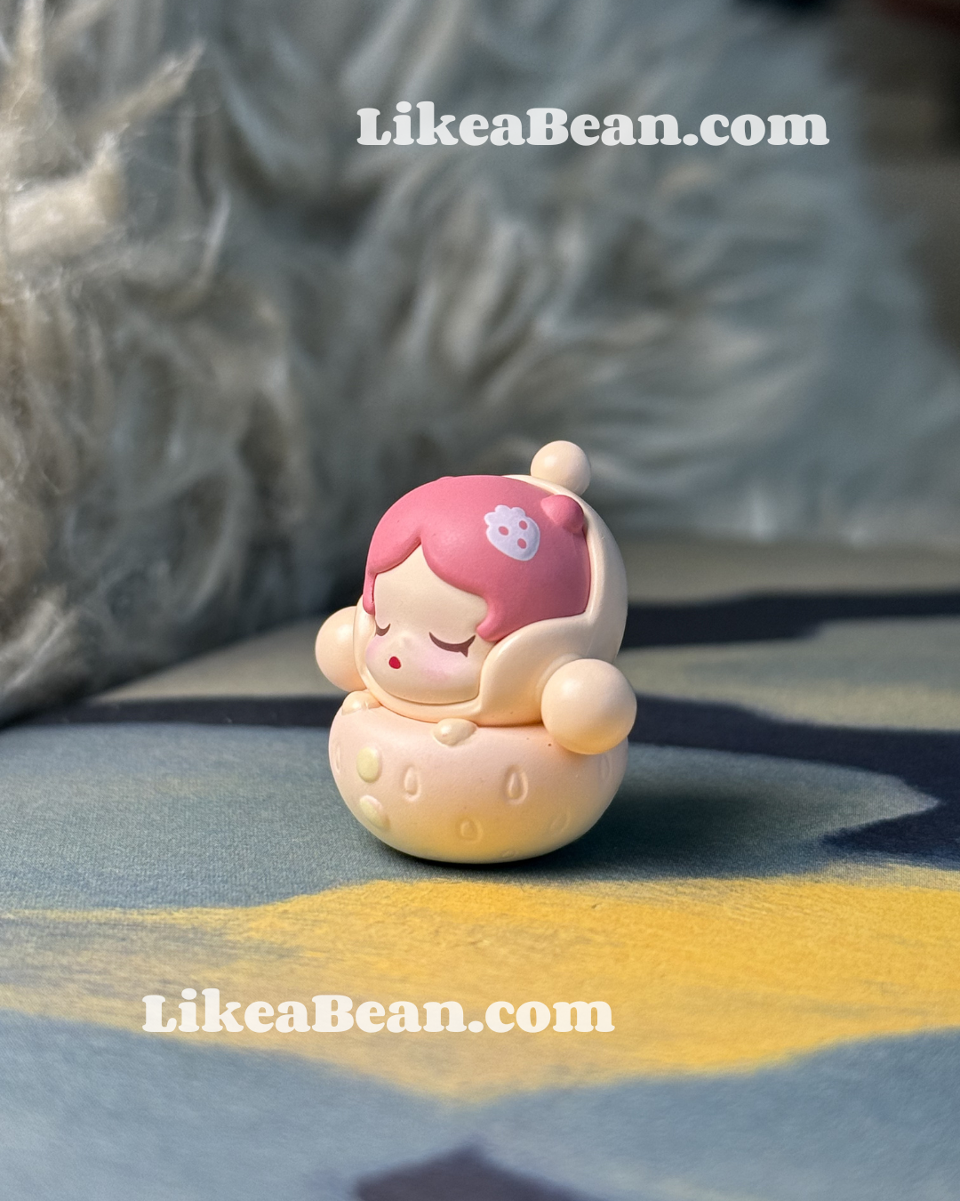 Pop Bean Strawberry Series - Skullpanda White Gem Strawberry