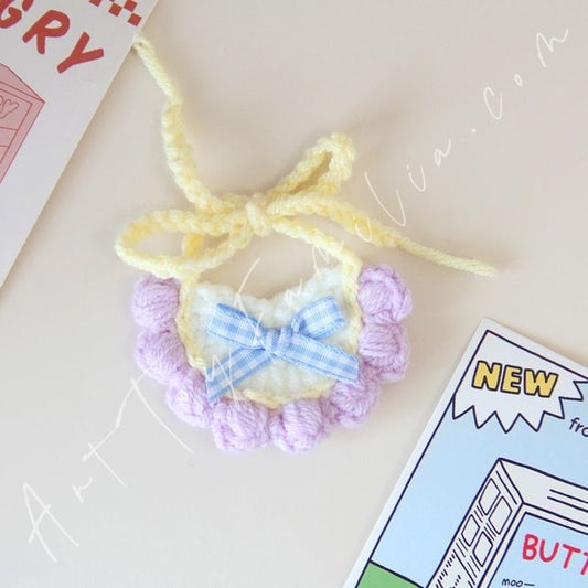 Art Toy Familia - Doll Cloth Snuggle Stitch Drool Bib - 060 F Cloth Only No Doll
