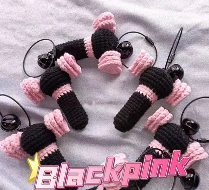 Art Toy Familia - Blackpink Jisoo Lisa Jennie Rose Inspired Handmade Crochet Doll, Kpop Chibi Amigurumi Doll Gift, C003 BP Lightstick Pendant