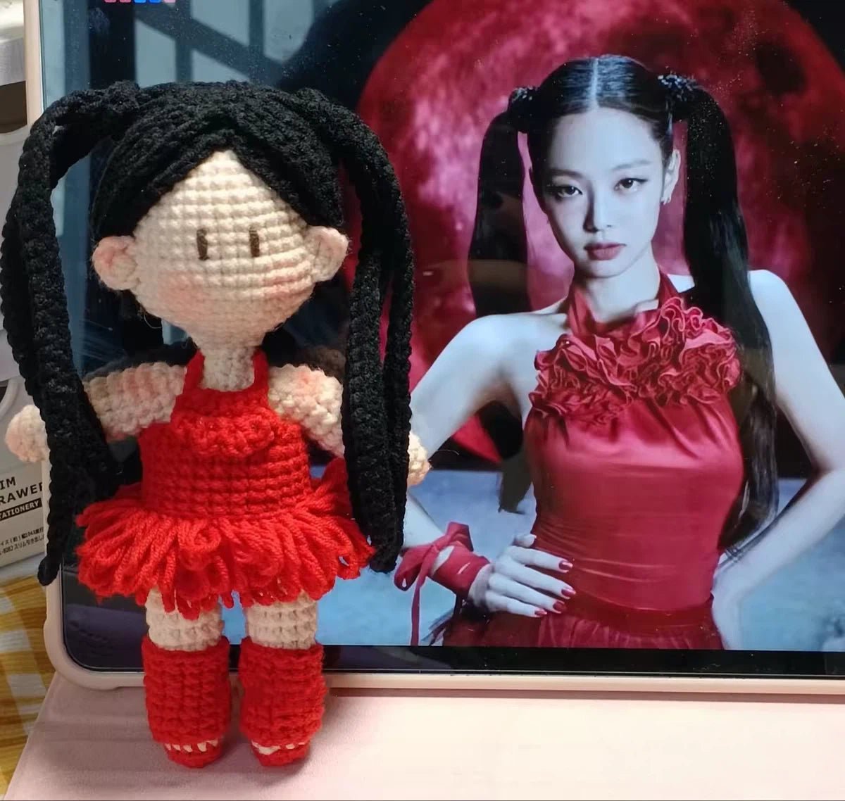 Art Toy Familia - Blackpink Jisoo Lisa Jennie Rose Inspired Handmade Crochet Doll, Kpop Chibi Amigurumi Doll Gift, C003 Twin Tails Jennie