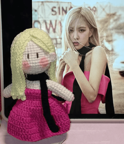 Art Toy Familia - Blackpink Jisoo Lisa Jennie Rose Inspired Handmade Crochet Doll, Kpop Chibi Amigurumi Doll Gift, C003 Rosé Pink Gown
