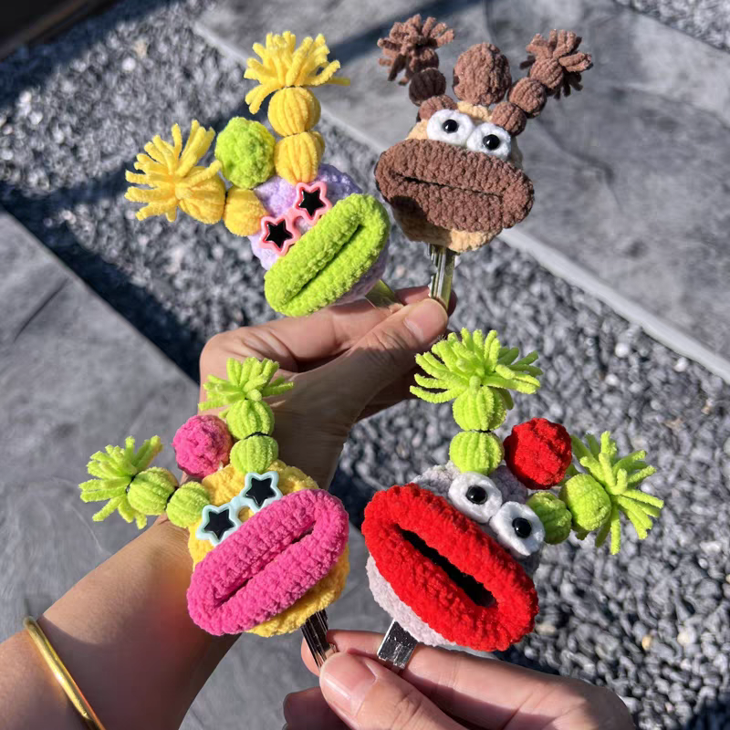 Art Toy Familia - Handmade Crochet Cartoon Sausage Mouth Car Key Holder, Ugly - Cute Keychain Bag Charm Gift, C005 Random 2 - Pack