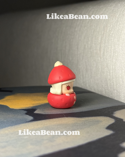 Pop Bean Strawberry Series - Molly Blushing Strawberry