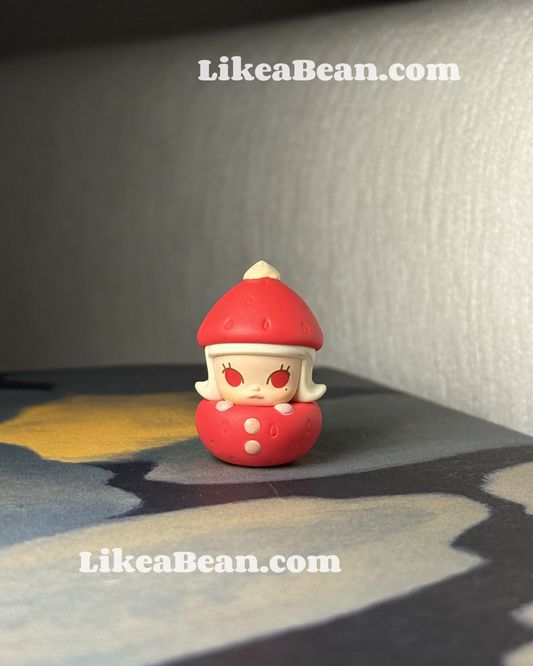 Pop Bean Strawberry Series - Molly Blushing Strawberry