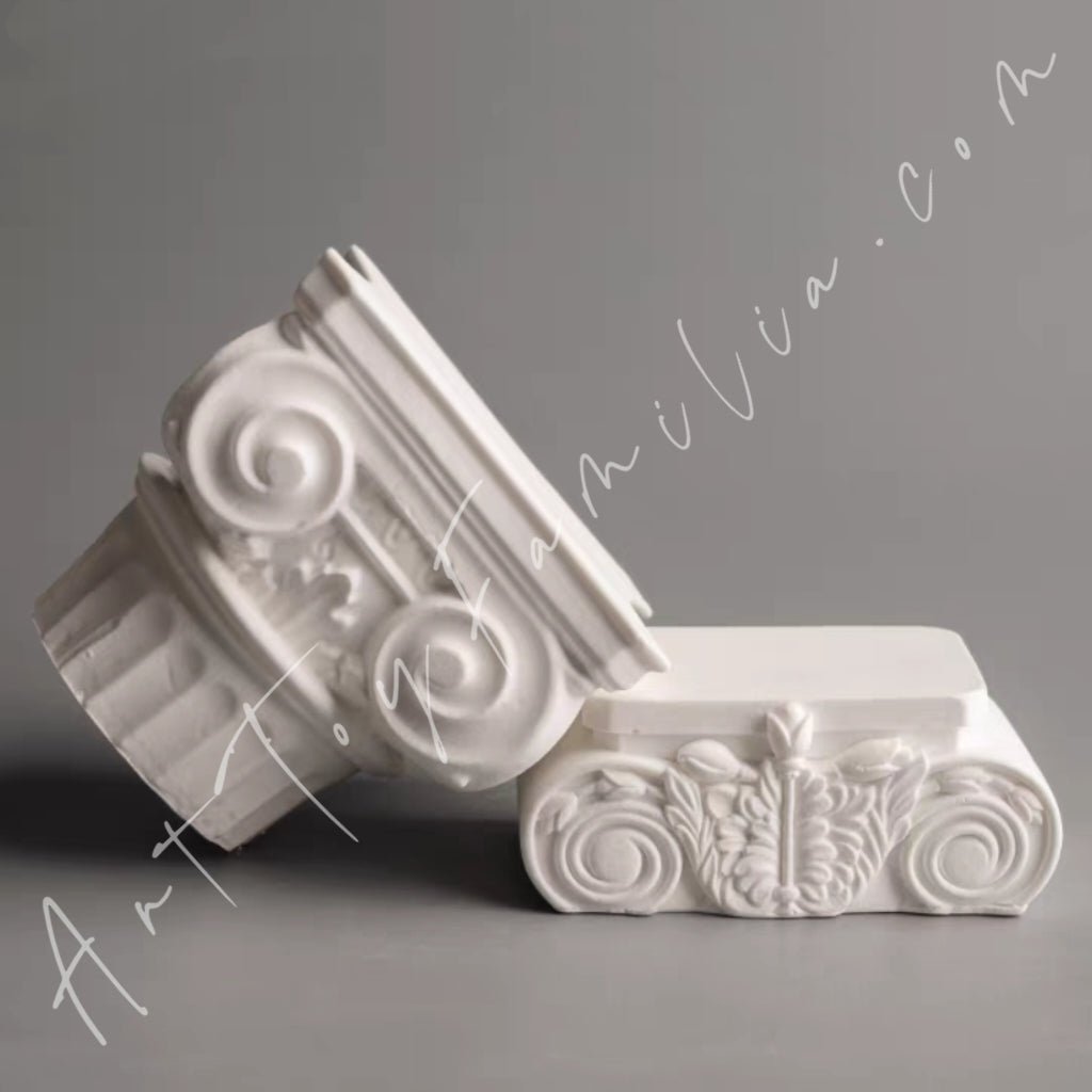 Art Toy Familia - Classical Pedestal Blindbox Display Base - 151 Base Only No Doll A
