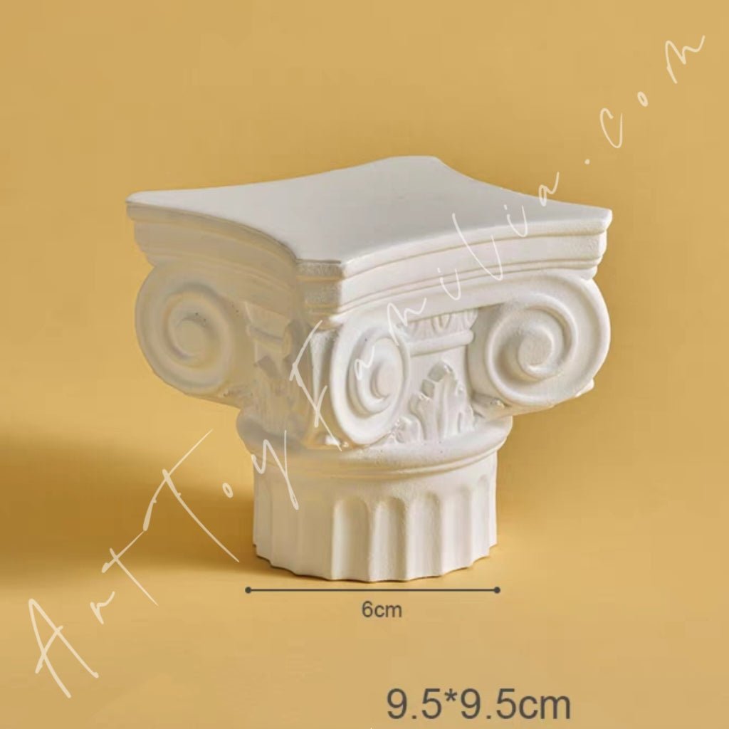 Art Toy Familia - Classical Pedestal Blindbox Display Base - 151 Base Only No Doll A