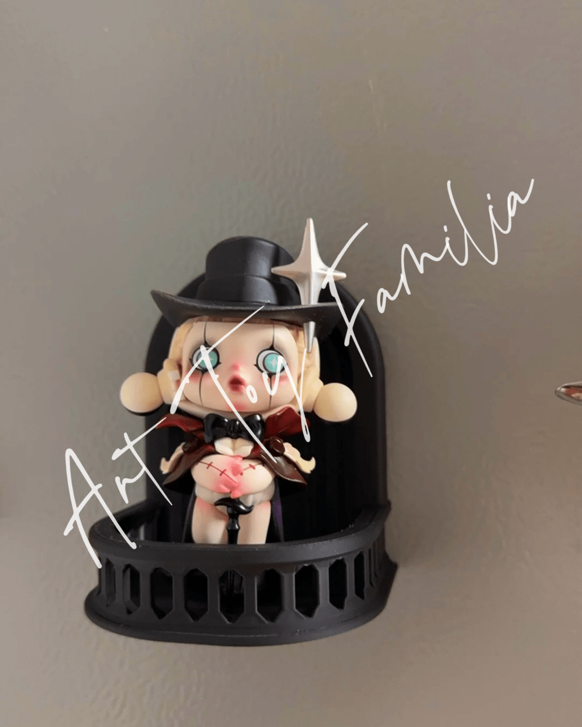 Art Toy Familia - Doll Balcony Fridge Magnet Blindbox Display - 144 Fridge Magnet Only No Doll White Ver.