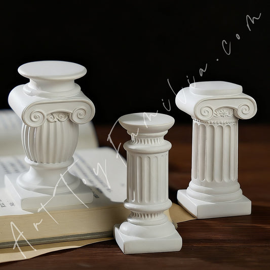 Art Toy Familia - Roman Column Decoration Display - 123 A Display Only No Doll