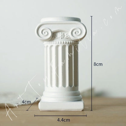 Art Toy Familia - Roman Column Decoration Display - 123 A Display Only No Doll
