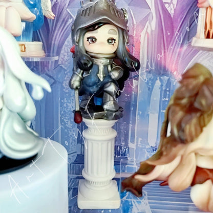 Art Toy Familia - Roman Column Decoration Display - 123 A Display Only No Doll
