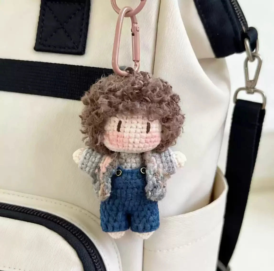 Art Toy Familia - Stranger Things Series Crochet Doll, Chibi Amigurumi Keychain Gift, C012 Nancy