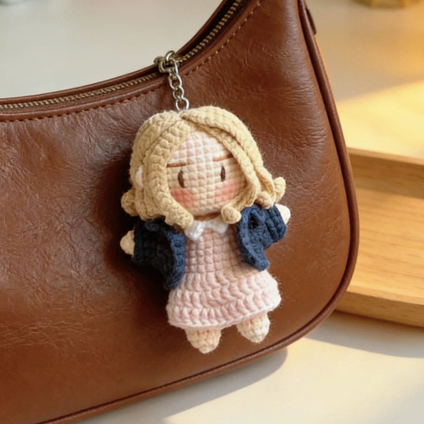 Art Toy Familia - Stranger Things Series Crochet Doll, Chibi Amigurumi Keychain Gift, C012 Eleven