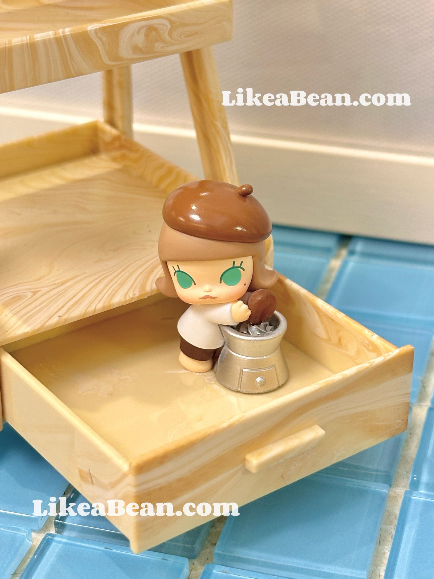 Pop Bean Coffee Factory Series Doll - Molly