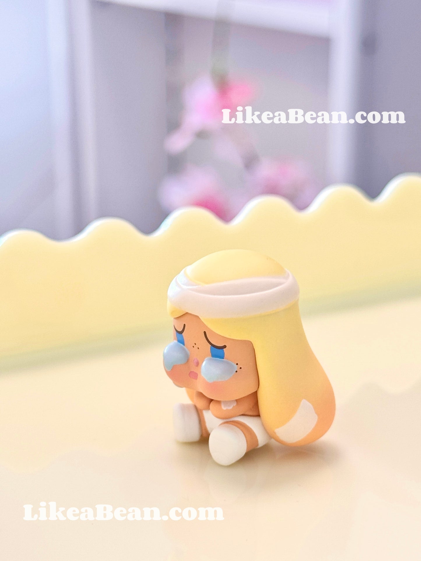 Pop Bean Going Outing With Me Series - Crybaby Fall Into the Flowers