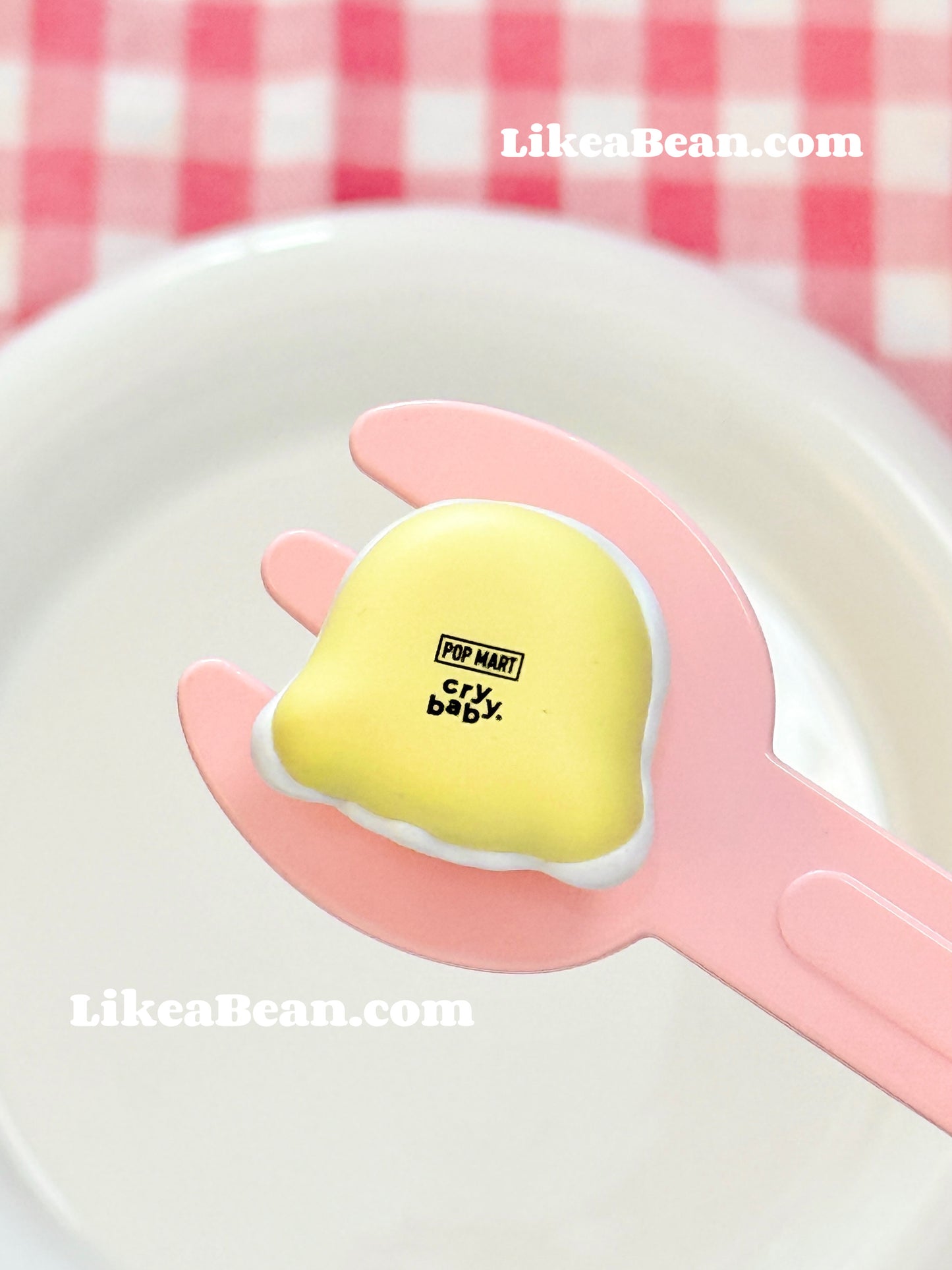 Pop Bean Macaron Dessert Series - Crybaby Banana Milk