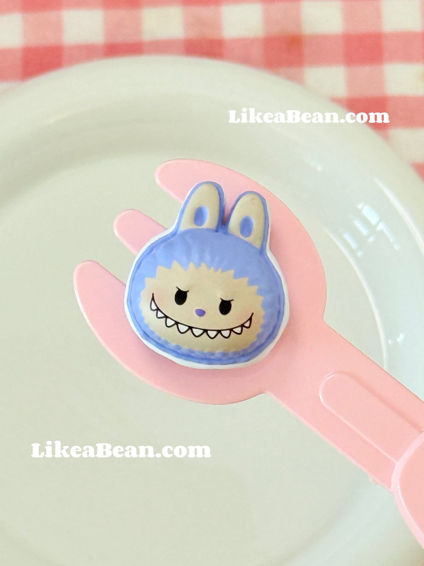 Pop Bean Macaron Dessert Series - Labubu Blueberry Pudding