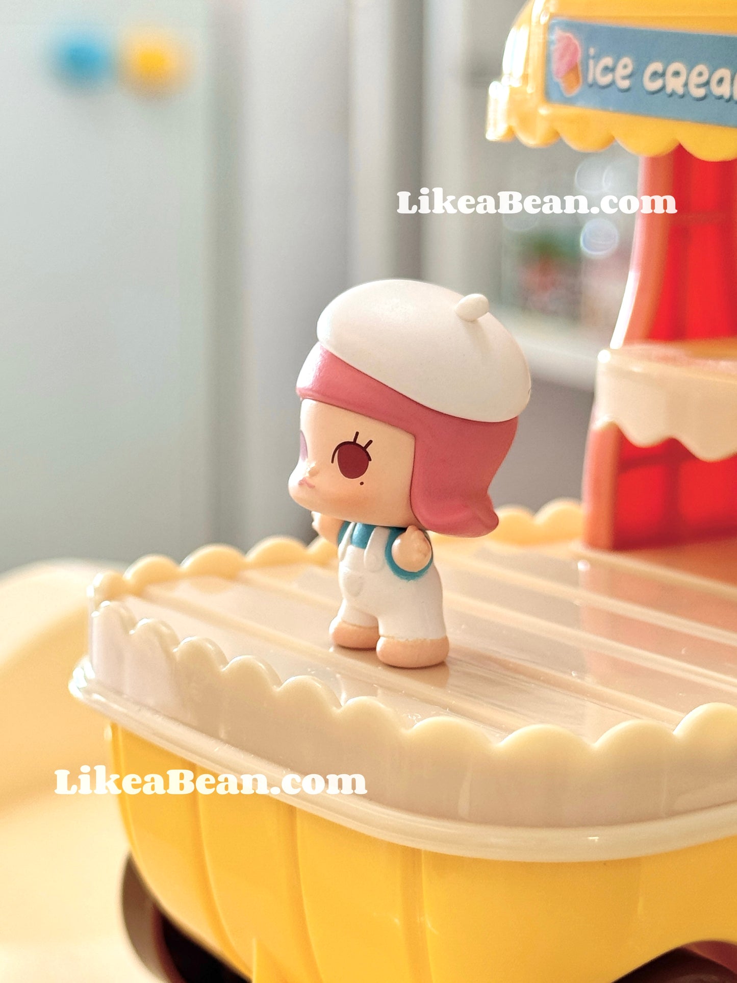 Pop Bean Hugging Series - Molly Springtime