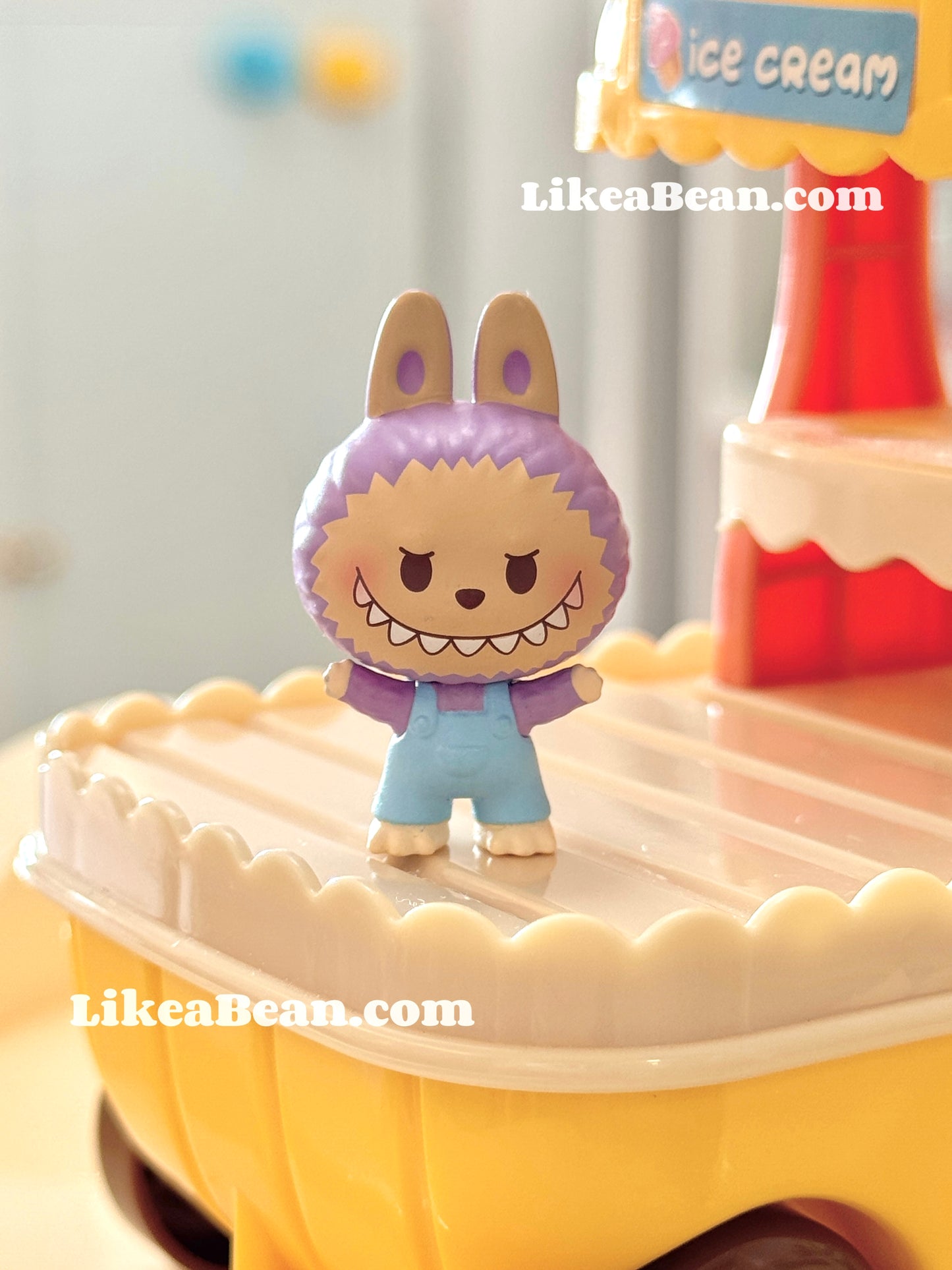 Pop Bean Hugging Series - Labubu Evening Breeze