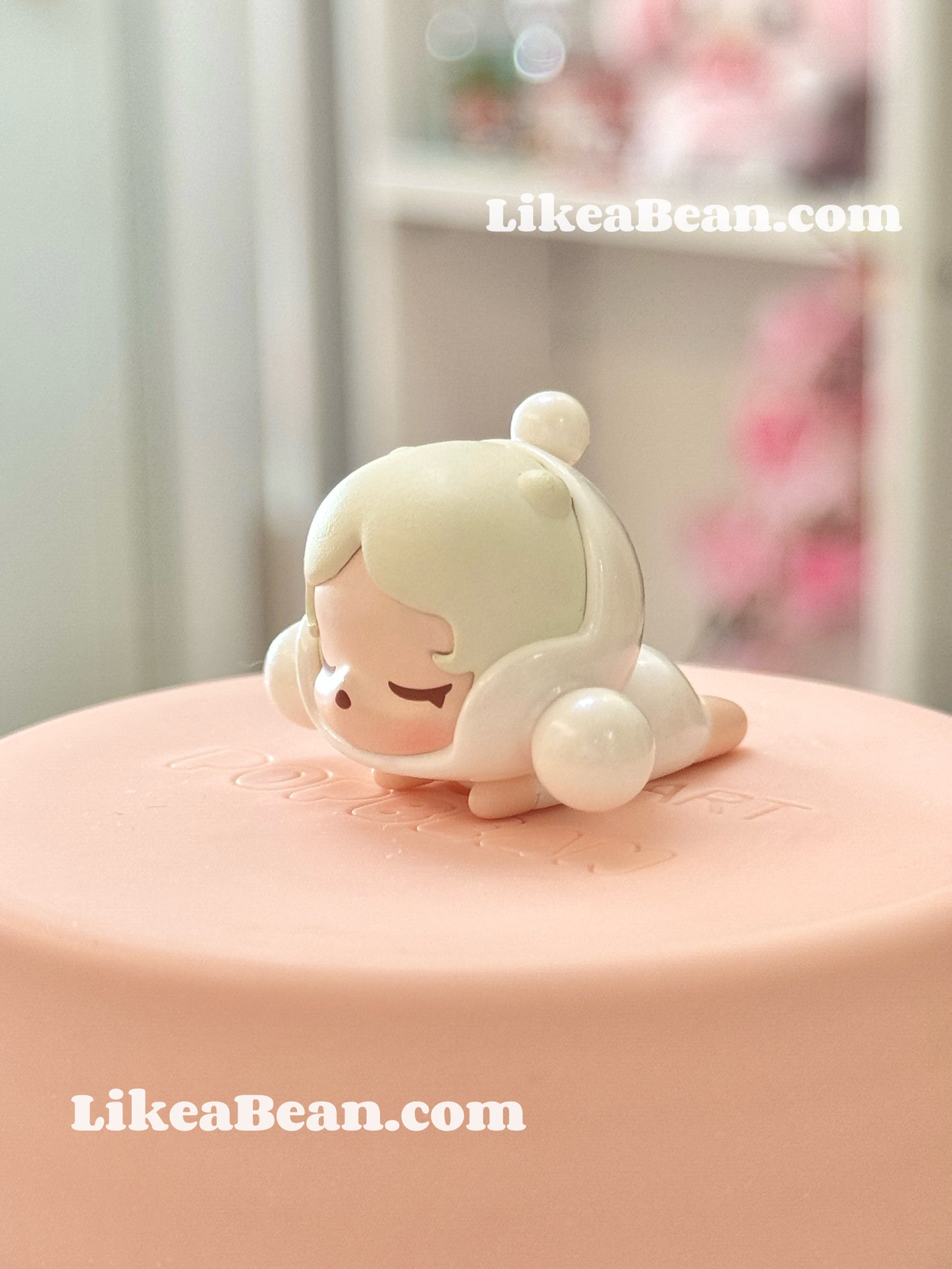 Pop Bean Sakura Lying Series - Skullpanda White Sakura