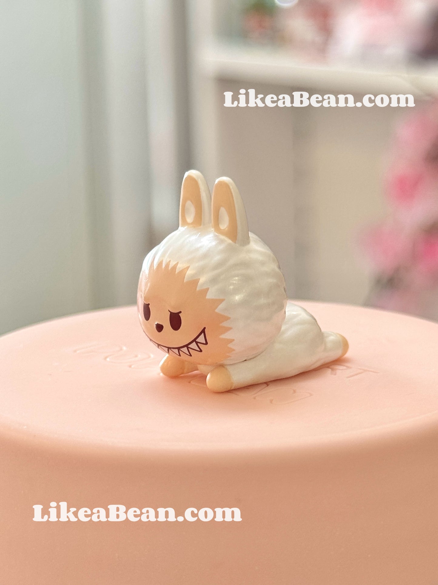 Pop Bean Sakura Lying Series - Labubu White Sakura