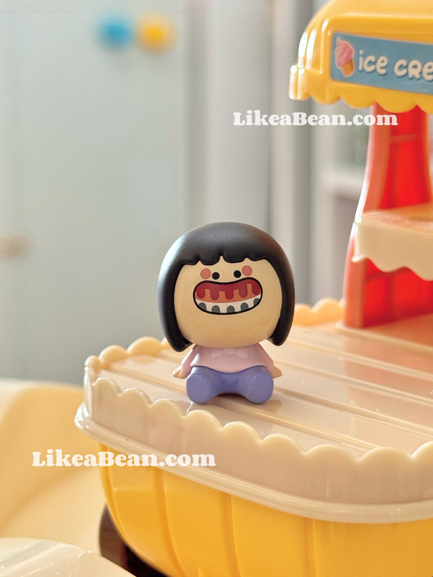 Pop Bean Sitting Baby Series - Gummy Classic