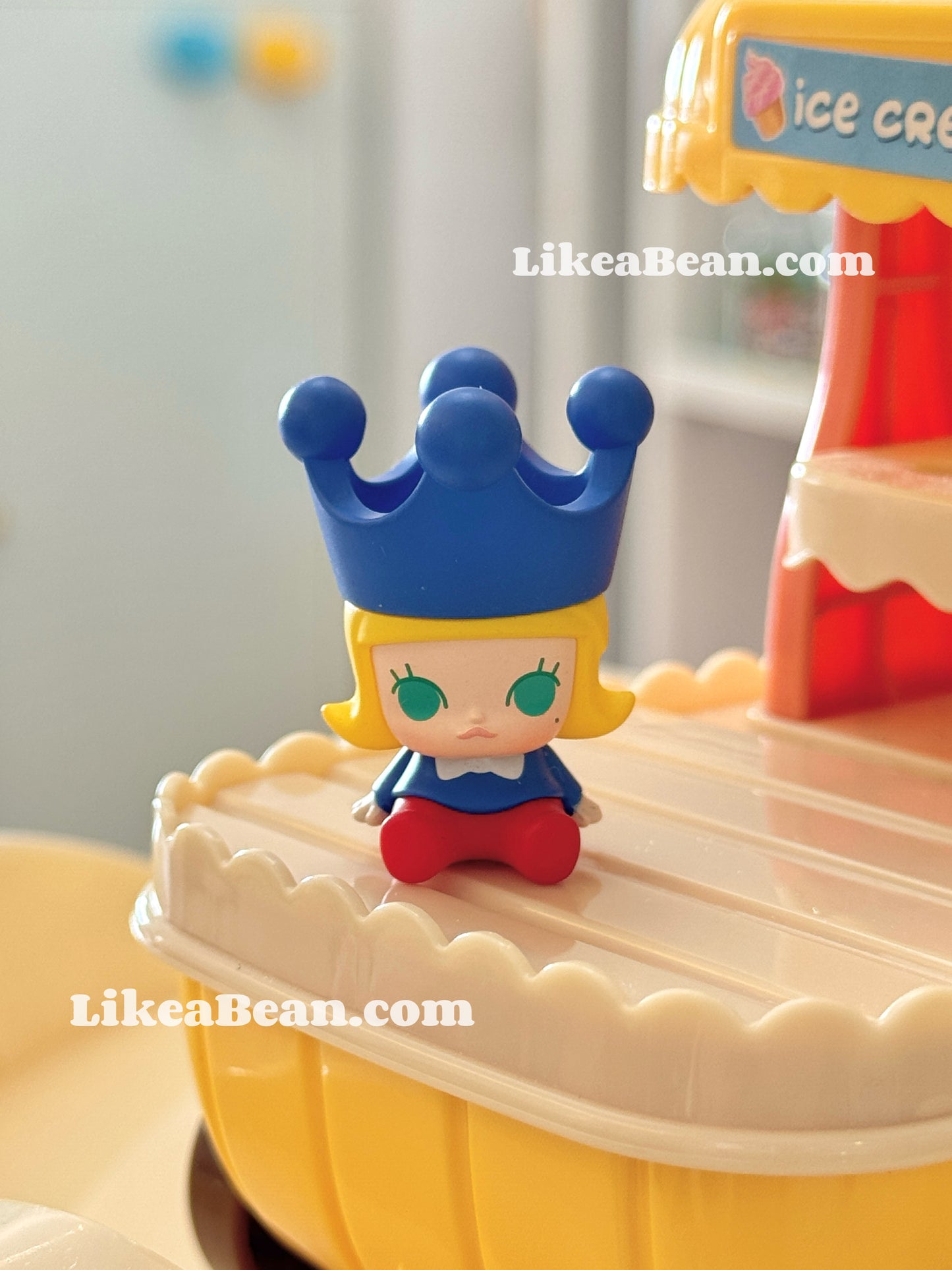 Pop Bean Sitting Baby Series - Molly Blue Balloon