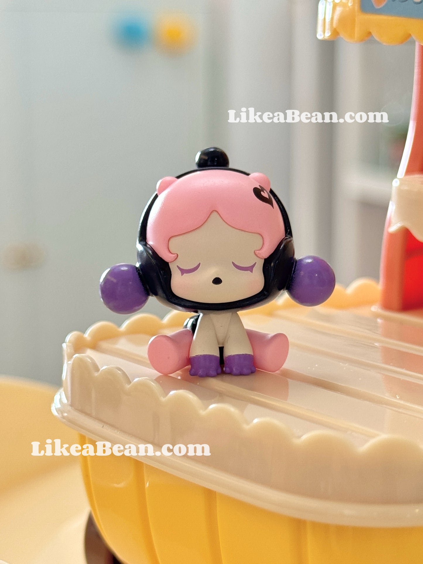 Pop Bean Sitting Baby Series - Skullpanda Dreamer