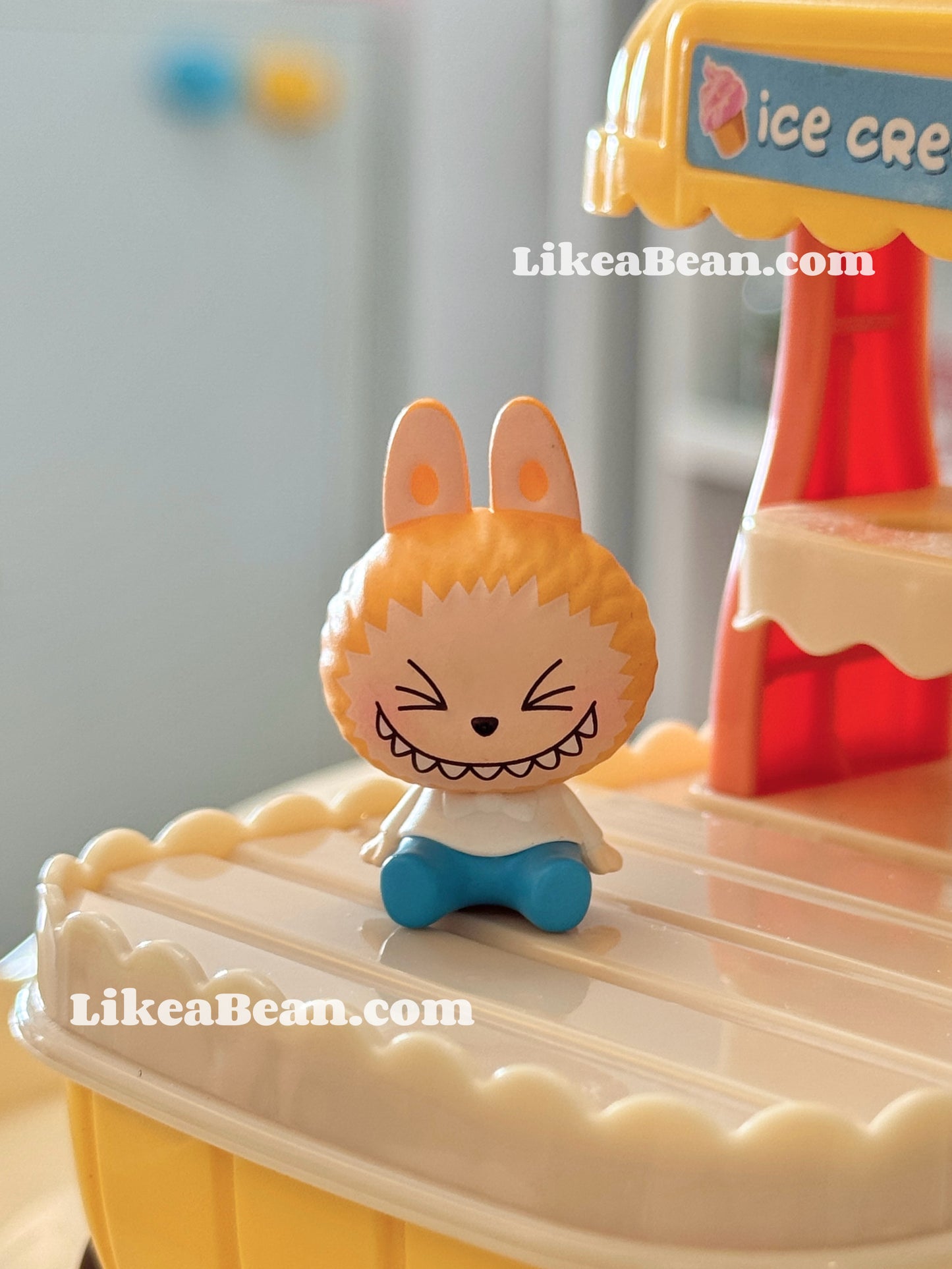 Pop Bean Sitting Baby Series - Zimomo Traveler