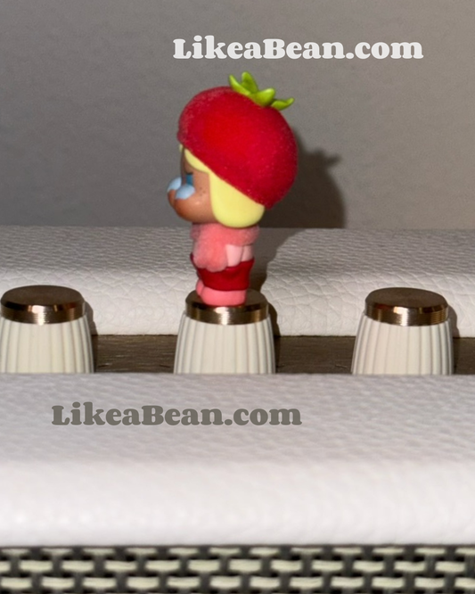 Pop Bean Fluffy & Cozy Series - Crybaby Toasty Tomato