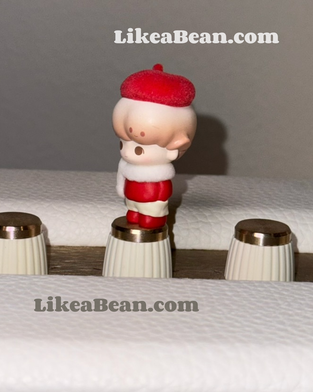 Pop Bean Fluffy & Cozy Series - Dimoo Snug Red Beret