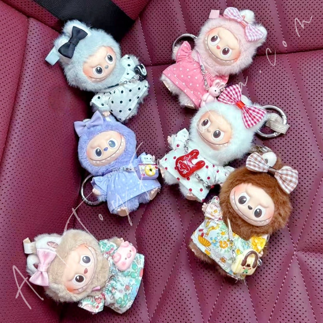 Art Toy Familia - Doll Cloth Mini Grace & Glee Ensemble For Labubu - 102 Red Ver. Cloth Only No Doll